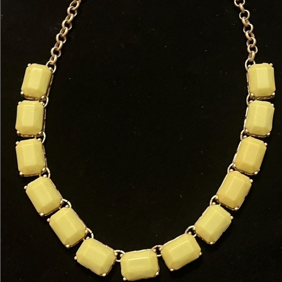 Yellow Beaded Necklace - Picture 12 of 16